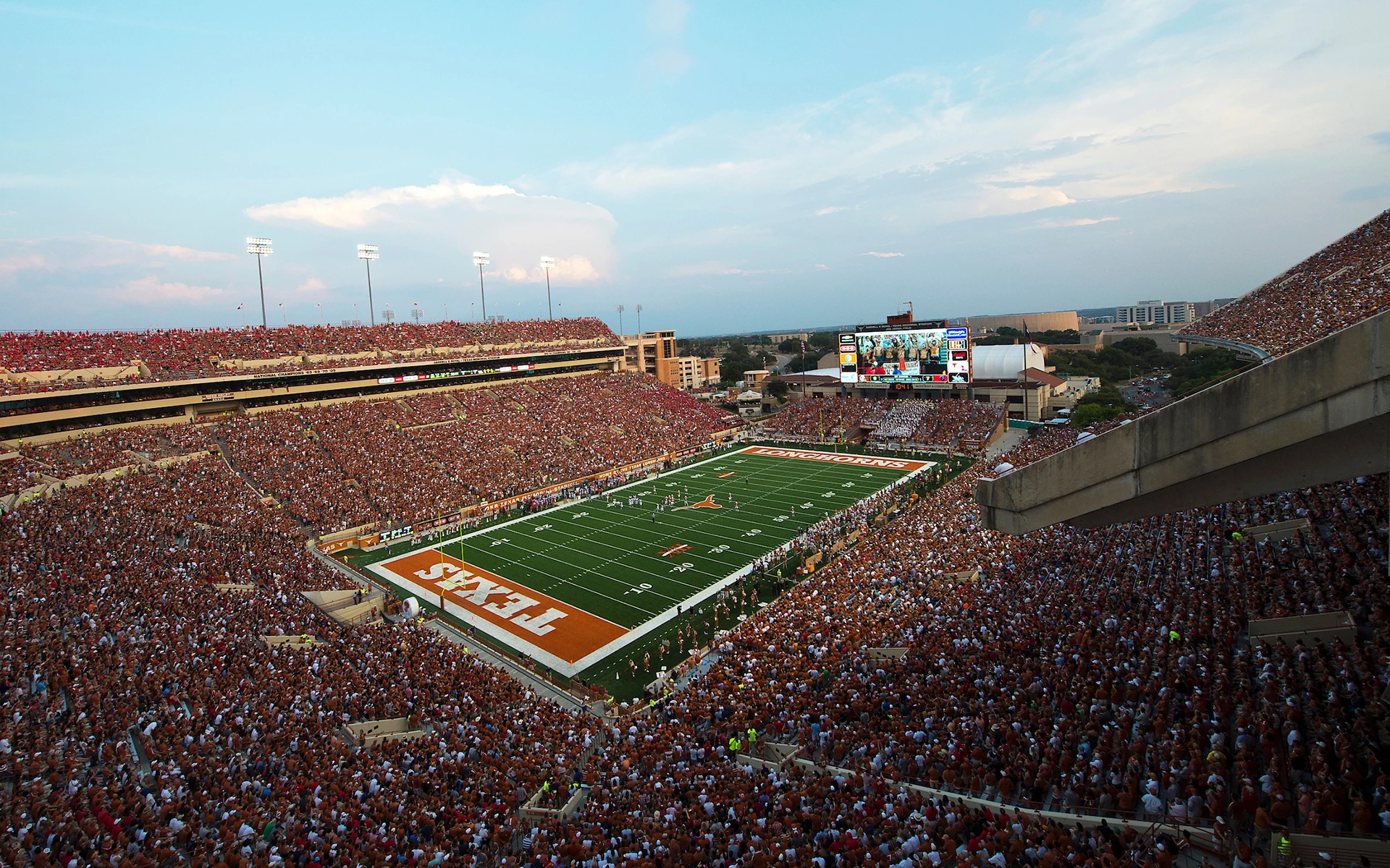 The University of Texas Club - Stadium